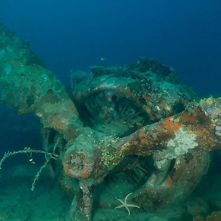 Araya Dive Resort Togean Bomba Exterior photo